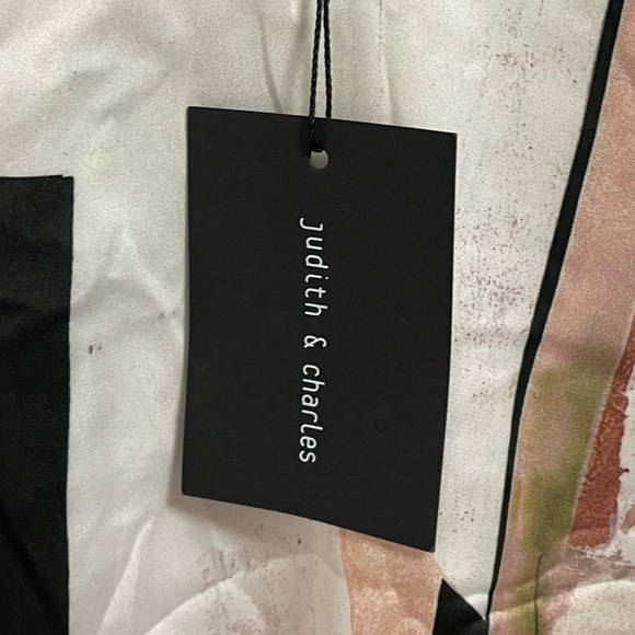 Judith & Charles Balthazer Blouse - Picture 4 of 10